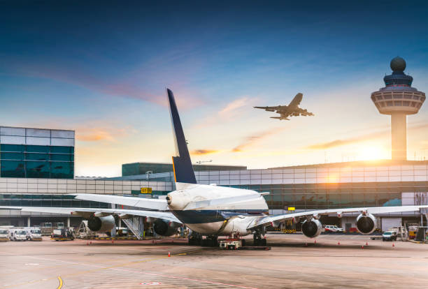 空港  - 空港 ストックフォトと画像