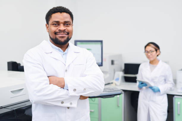 istock Content experienced African-American medical scientist 1149117439