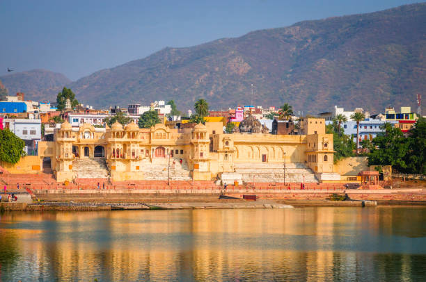 istock Panoramic view on Holy Lake and city Pushkar, Rajasthan, India. 1149127420