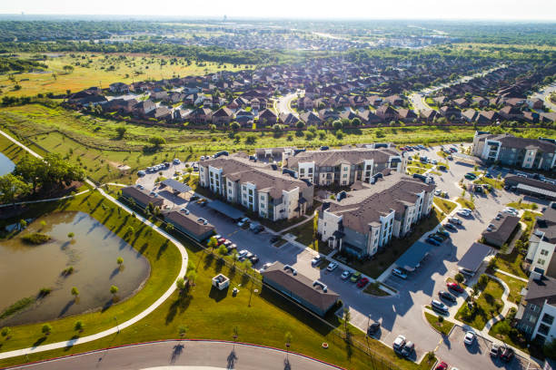 istock Apartments and Suburbs in Austin Texas morning sunshine on new development 1149166847