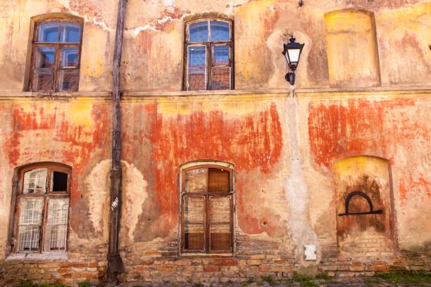 istock Colorful wall with windows in Vilnius old town, Lithuania. 1149168074