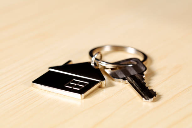 istock House model and the key 1149191222