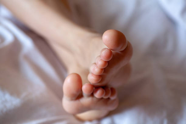 istock Men's toes, healthy toe nails 1149193332