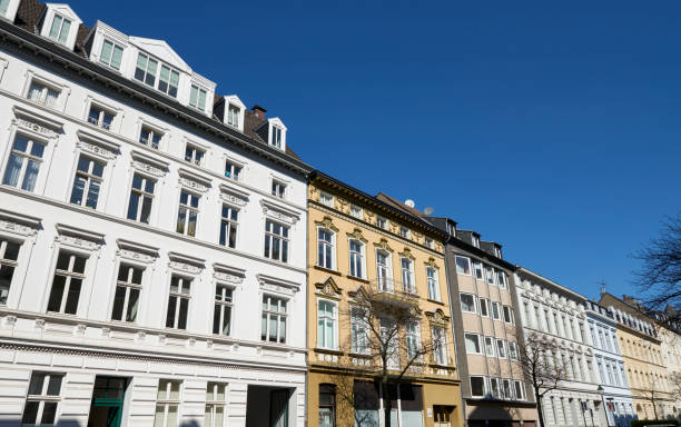 istock Row of townhouses 1149214741