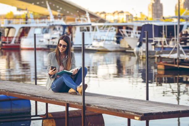 istock The girl is listening webinar 1149263094