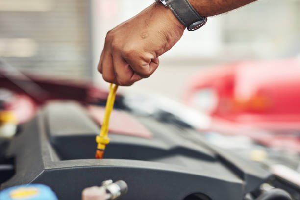 istock The oil is still good! 1149267304