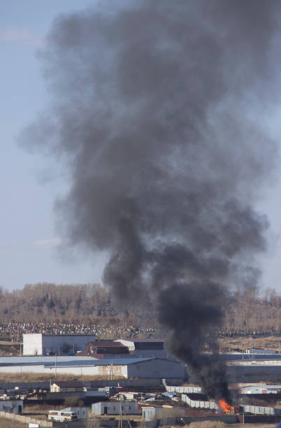 istock the fire resulting from the burning of dry grass 1149267427