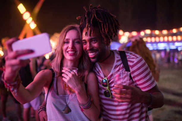 istock Couple at amusement park 1149269112