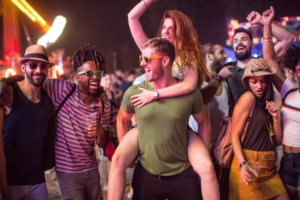 istock Friends at amusement park 1149269598