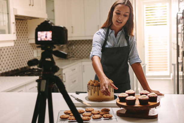 istock Social media influencer 1149273756