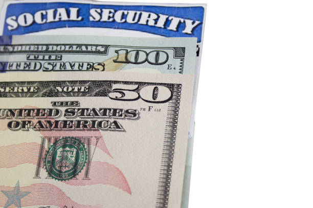 cartão de segurança social - social security social security card identity us currency - fotografias e filmes do acervo