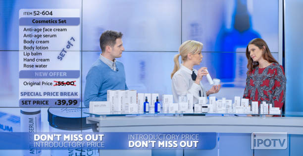 istock Saleswoman explaining cosmetic products to customer 1149299148