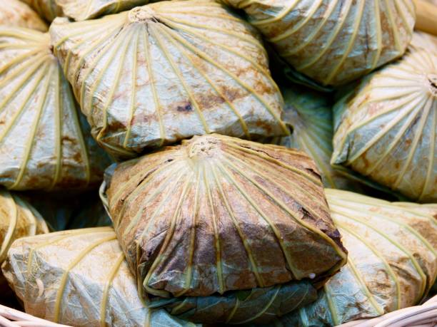 istock Steamed Fried Rice in Lotus Leaf close up 1149305334