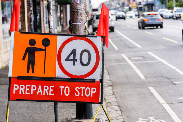 przygotuj się do zatrzymania znaku - melbourne australia sign road zdjęcia i obrazy z banku zdjęć