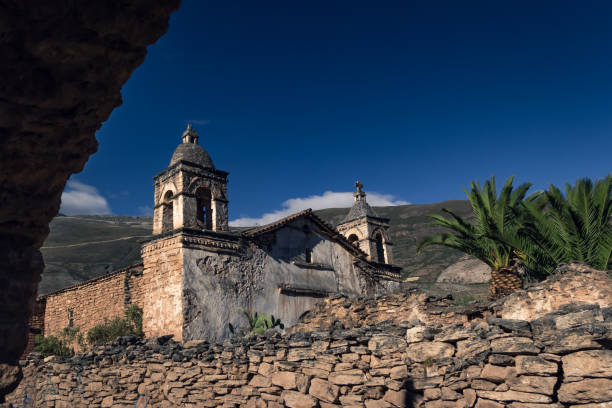 antyczny kościół andyjski - ochoa zdjęcia i obrazy z banku zdjęć