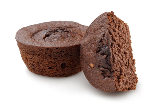 kakaopuchen isoliert auf weiß - muffin cake isolated small stock-fotos und bilder