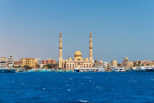 minarete da mesquita de el mina - beautiful horizontal arabia hurghada - fotografias e filmes do acervo