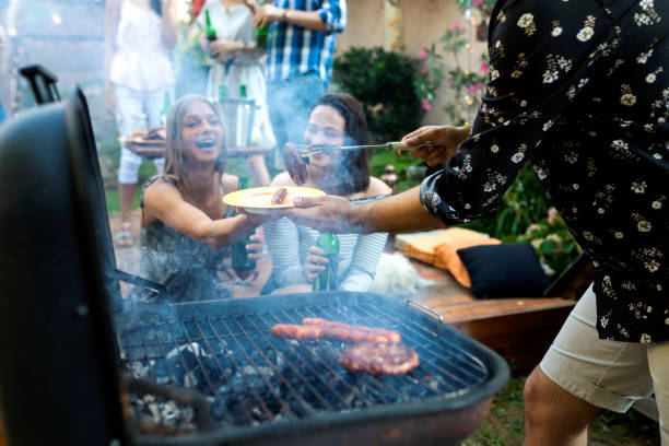 istock Summer party outdoors 1149480916