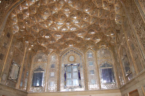 istock Sheikh Lotfollah Mosque, Isfahan, Iran 1149559045