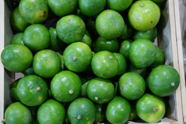 istock Lemons at market 1149581767