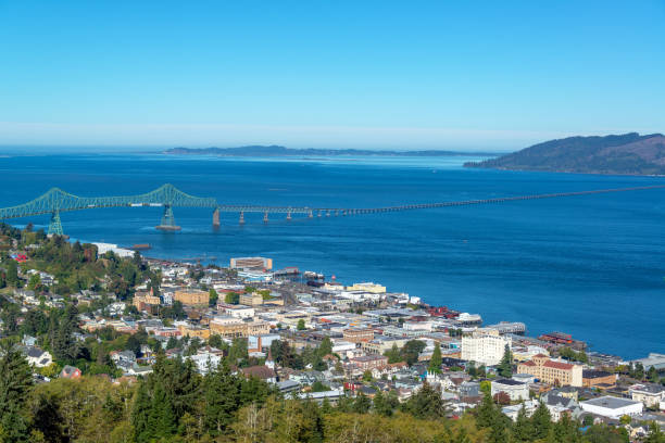 istock Astoria, Oregon Cityscape 1149587469