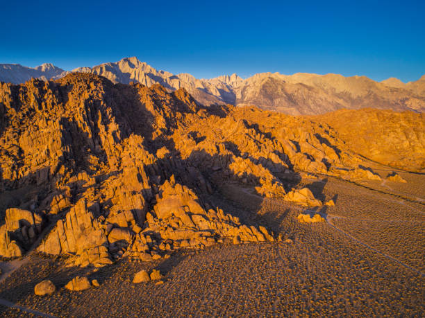 istock Alabama Hills and Sierra Nevada Mountains 1149625338