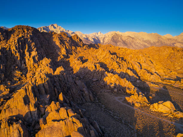 istock Alabama Hills and Sierra Nevada Mountains 1149625476
