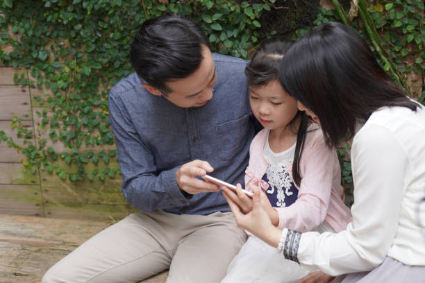 istock Coffee shop's parent-child leisure time 1149685865