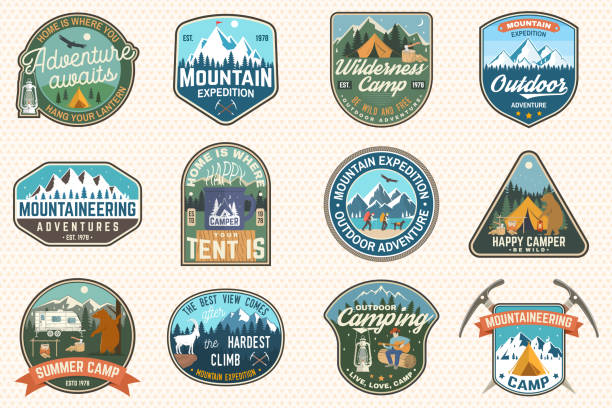 set von bergetexpedition und sommercamp-patches. vector concept für hemd oder print, stempel, abzeichen. vintage-typografie-design mit waldcamp, bergexpedition. abenteuerzeichen im freien - trainingslager stock-grafiken, -clipart, -cartoons und -symbole