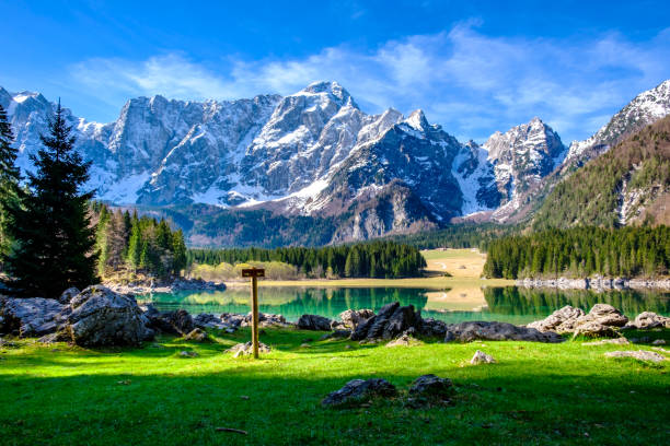 istock Spring morning at the alpine lake 1149841862