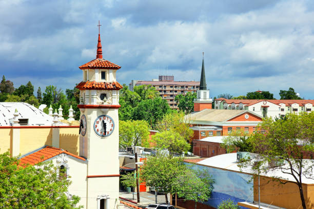 Visalia, California Visalia is a city situated in the agricultural San Joaquin Valley of California, approximately 230 miles southeast of San Francisco pacific coast stock pictures, royalty-free photos & images