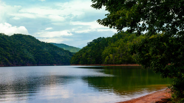 istock Mountain Lake - Serenity Calm 1149889782