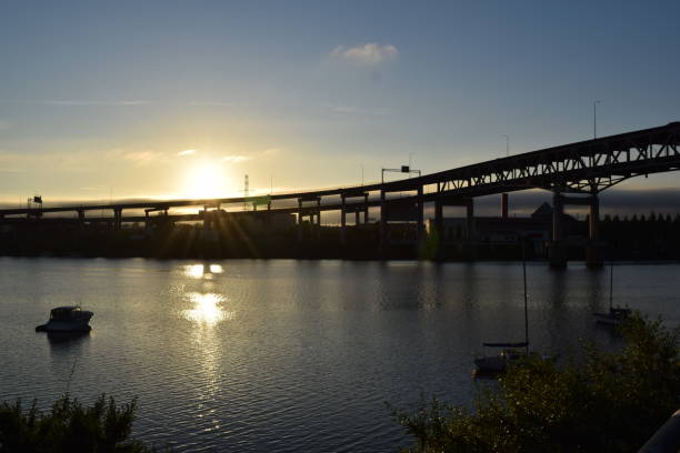 istock Portland Along The Willamette River During Sunrise 1149918835