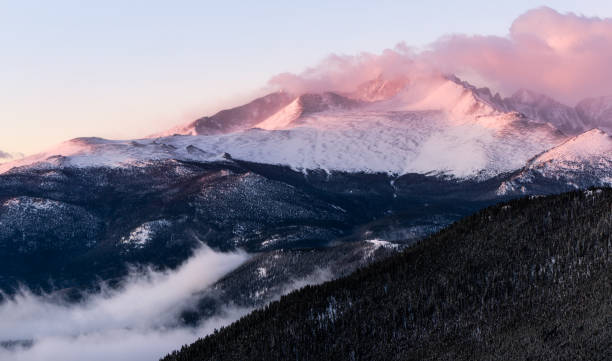 istock Foggy Sunrise in Colorado 1149924996