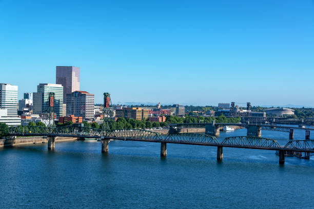 istock Hawthorne Bridge and Portland Cityscape 1149956329