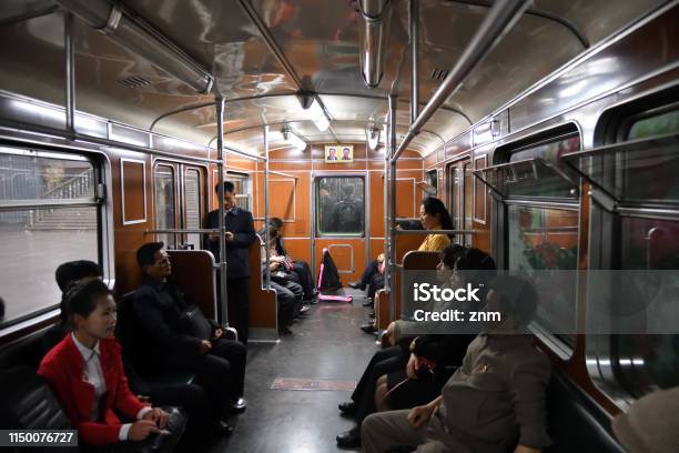 Pjöngjang Nordkorea Metro Stockfoto und mehr Bilder von Nordkorea - Nordkorea, U-Bahn, Eisenbahn