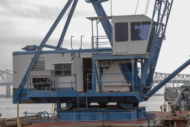 Man operated crane for freight along Mississippi river
