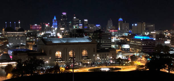 istock Kansas City skyline 1150092355