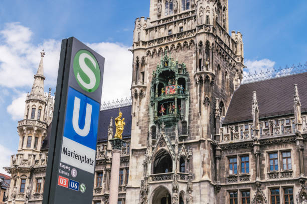 praça marienplatz - nova prefeitura de munique - fotografias e filmes do acervo