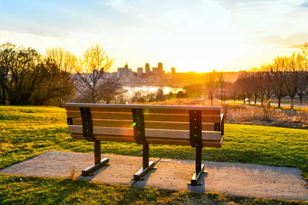 istock Park Bench and St Paul, Minnesota Downtown Skyline 1150114432