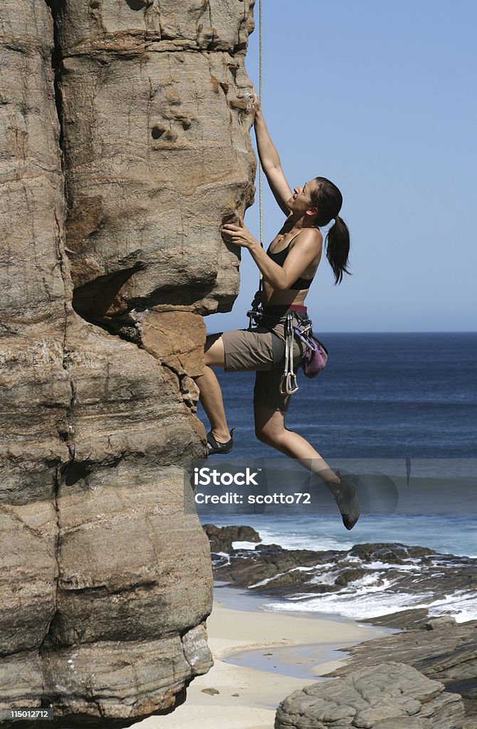 Frau rockclimbing - Lizenzfrei Abseilen Stock-Foto