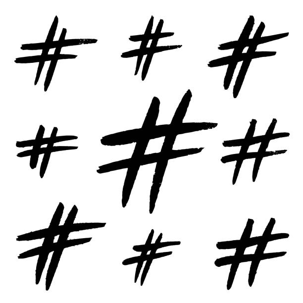 handgezeichnete hashtag-schilder, die auf weißem hintergrund isoliert sind. trendige grunge kommunikationszeichen für symbol, blog, soziales netzwerk, internet-anwendung. schwarzer hashtag zeichen. - hashtag doodle text black stock-grafiken, -clipart, -cartoons und -symbole