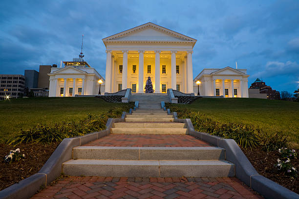 istock Virginia State Capitol Building Richmond 115019148
