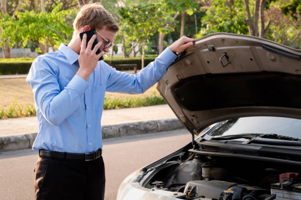 istock business man calling insurance agent after accident, Insurance concept 1150200792