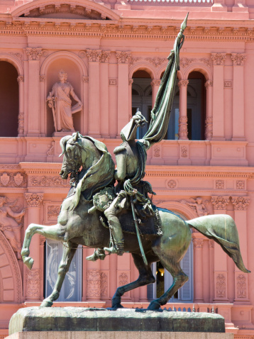 Statue In Front Of The Casa De Rosada in The Plaza De Mayo