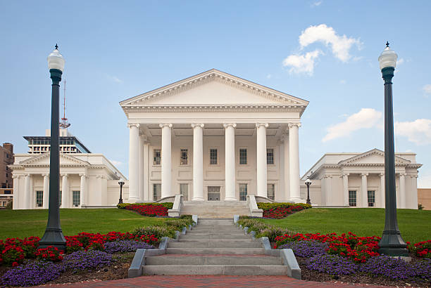 istock Richmond Virginia State Capitol Building 115020486