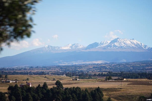 istock Xinantecatl volcano, Toluca snow 1150210526