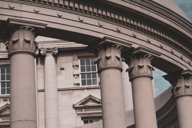 istock Architectural columns holding up a curved lintel on a war memorial 1150229702
