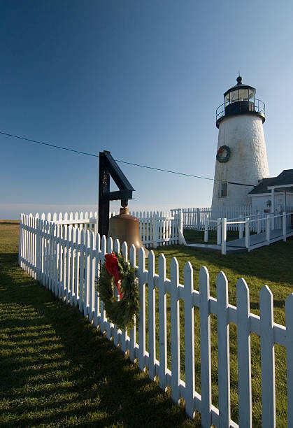 istock Christmas at Pemaquid 115023360