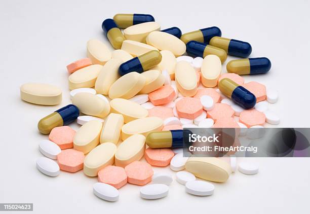 薬 - アスピリンのストックフォトや画像を多数ご用意 - アスピリン, カットアウト, カプセル剤